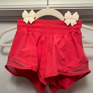 Lululemon Hotty Hot Low-Rise Lined Short 2.5” size 0